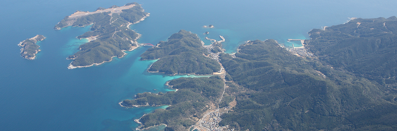 新上五島町崎浦の五島石集落景観